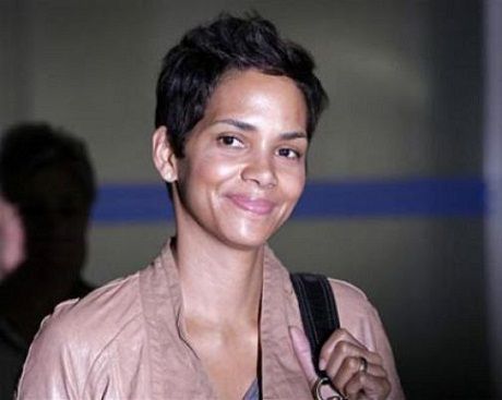 Halle Berry’s Bold Stance on Plastic Surgery: Nose Job Speculations