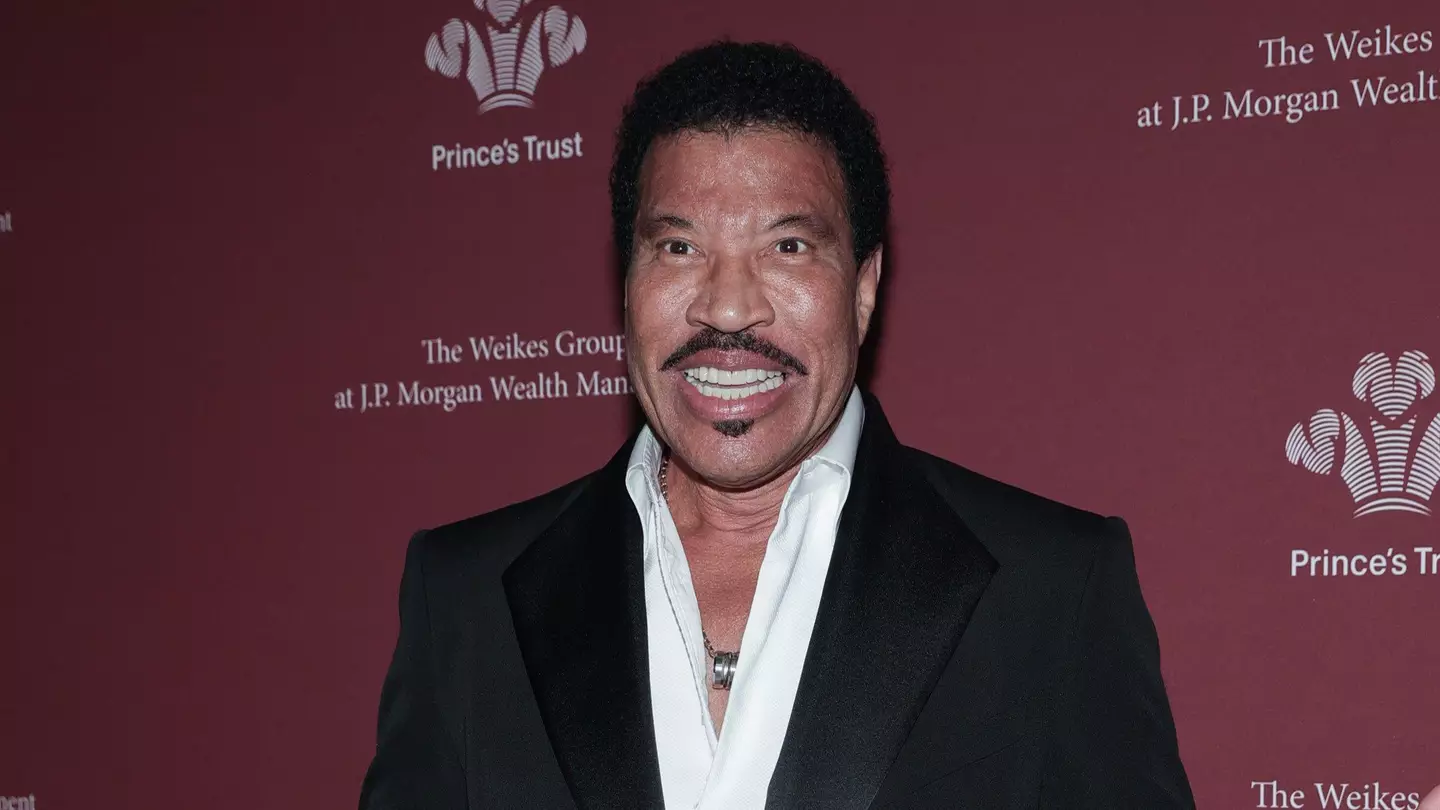 Lionel Richie’s Speculated Botox and Facelift: The Surgery Debate Continues