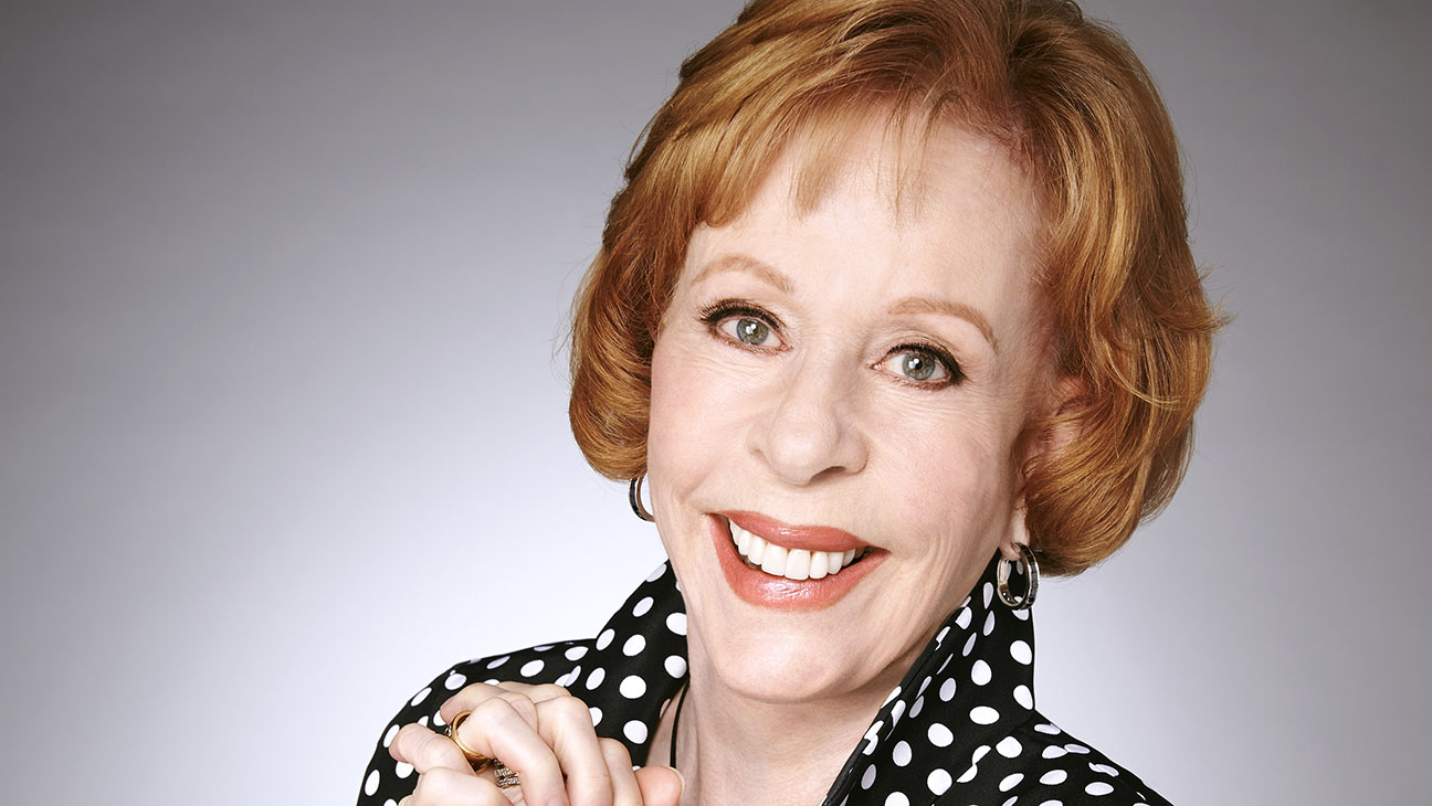 Carol Burnett’s Journey with Plastic Surgery: Chin Implants and Facelifts