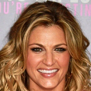 Erin Andrews’ Journey: Rhinoplasty Rumors and Plastic Surgery Speculations